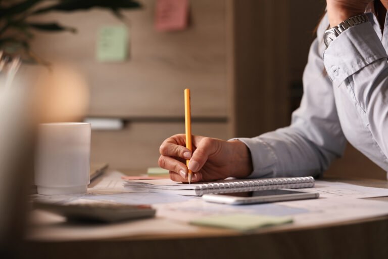 How to effectively paraphrase in IELTS Writing
